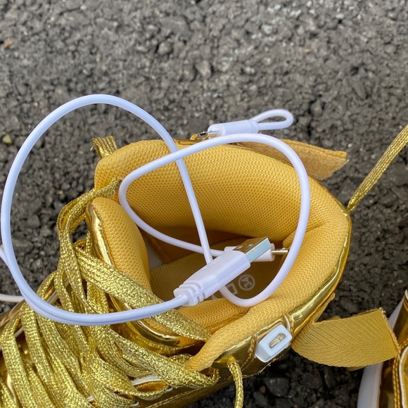 Gold High-Top Kids Sneakers - Picture 2 of 4